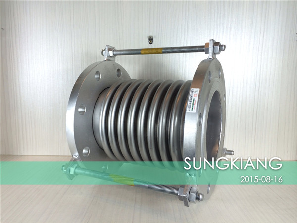 DN150不锈钢波纹补偿器 DN150不锈钢波纹补偿器