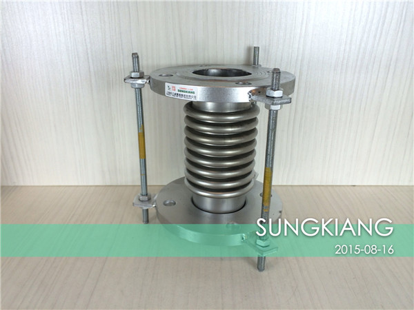 DN65不锈钢波纹补偿器 DN65不锈钢波纹补偿器